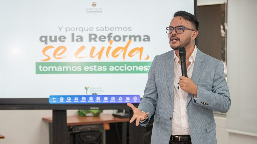 Director Felipe Harman, en la rueda de prensa organizada en la ANT