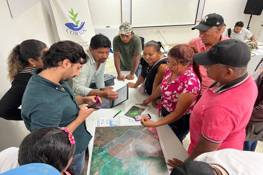 Jornada de sensibilizacion del humedal Berlin con campesinos e indígenas de Monteria