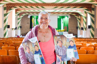 Seis cuerdas para contar una historia de tierra, vida y paz en el campo del Tolima