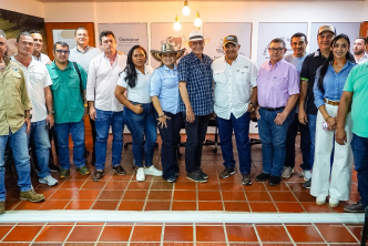 Lina Garrido articula acciones con ganaderos y víctimas de Córdoba para impulsar la formalización y el acceso a tierras 