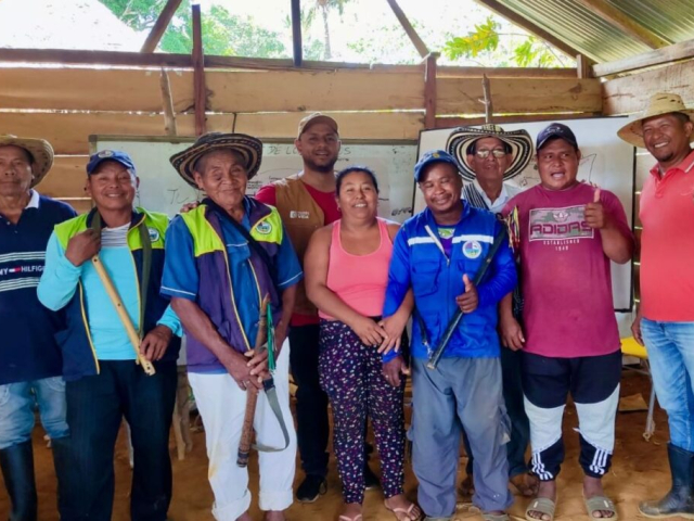 Indigenas del pueblo sino del reciente legalizdo resguardo indigena jose de los santos en caceres