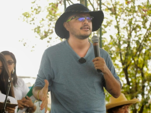 Director de la ANT dando unas palabras a los asistentes.