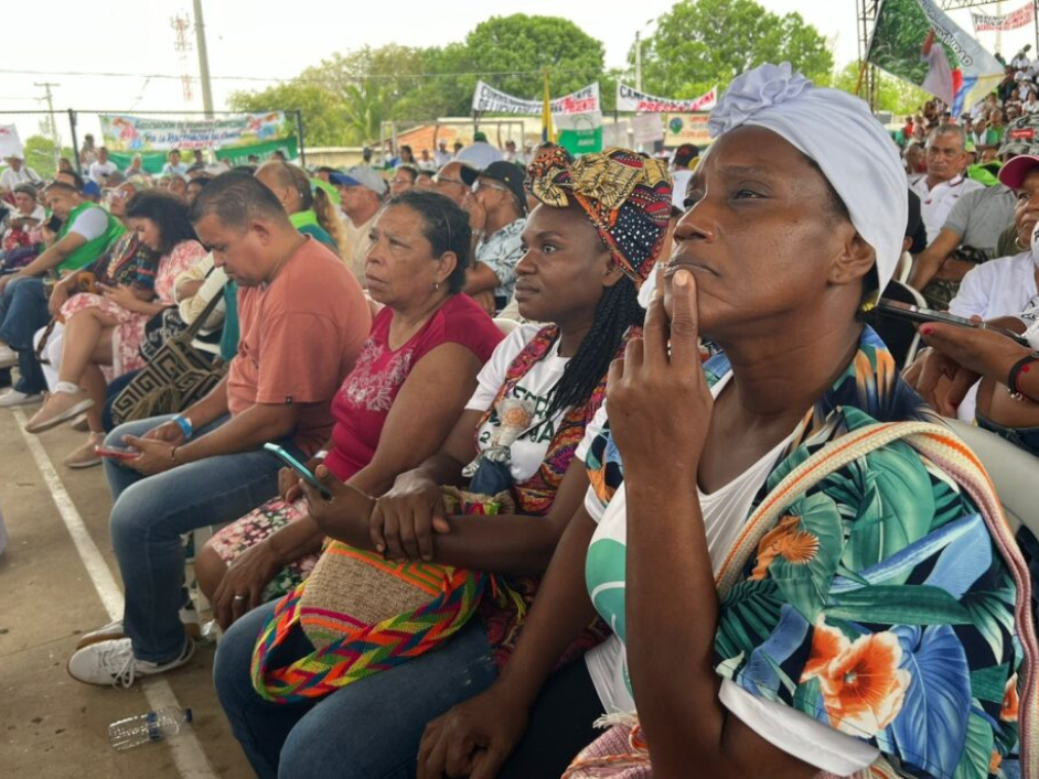Entrega de tierras en el Atlántico