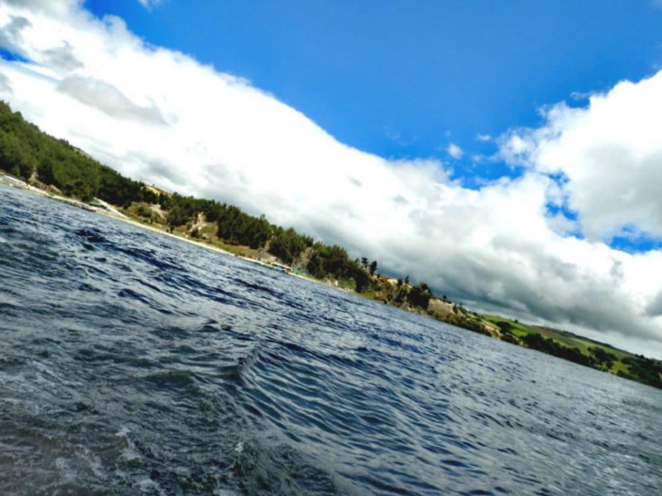 Fotografía del lago Tota.