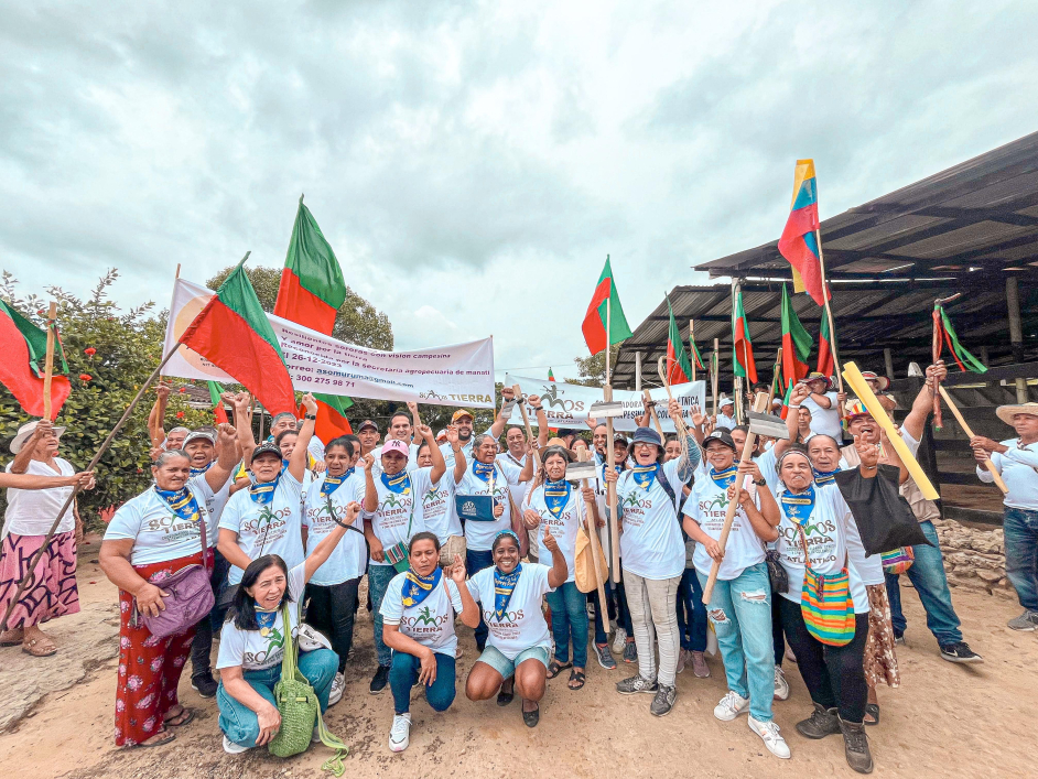 Campesinos atlanticenses celebran predios baldidos adjudicados por ant