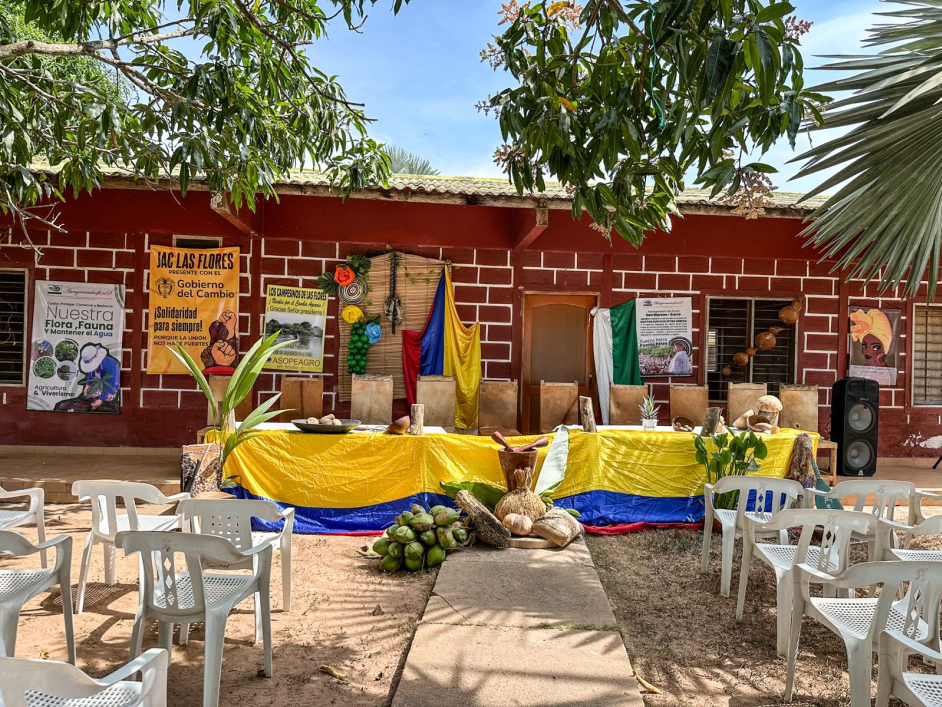 exsenador-oferto-predio-en-sucre