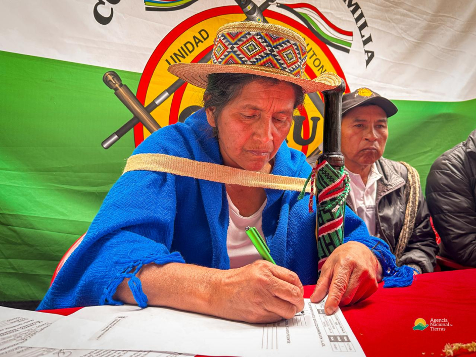 entrega-tierras-resguardo-la-estacion-talaga