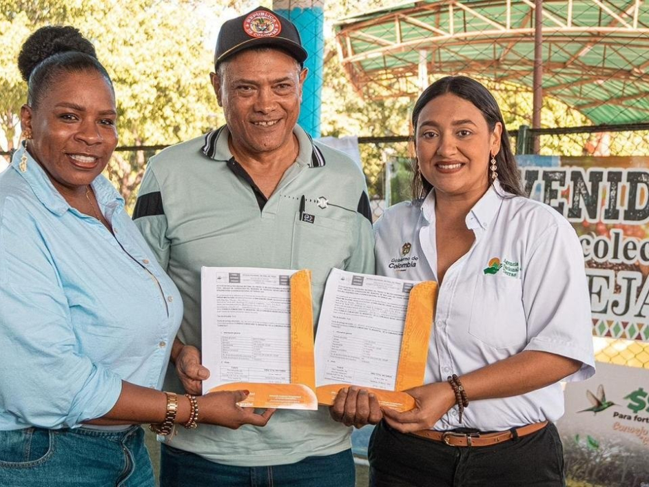 ANT entrega y titula cerca de 14.000 hectáreas para fortalecer el arraigo de comunidades afro del país