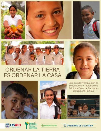 Portada del documento con una imagen de varios niños en la escuela.