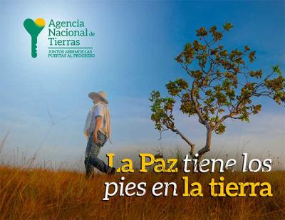 Portada del documento con una imagen de un campesino caminando en su tierra.